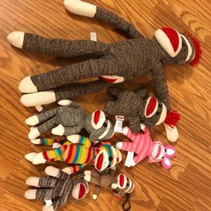 Set of 7 sock monkeys brand new smoke free home